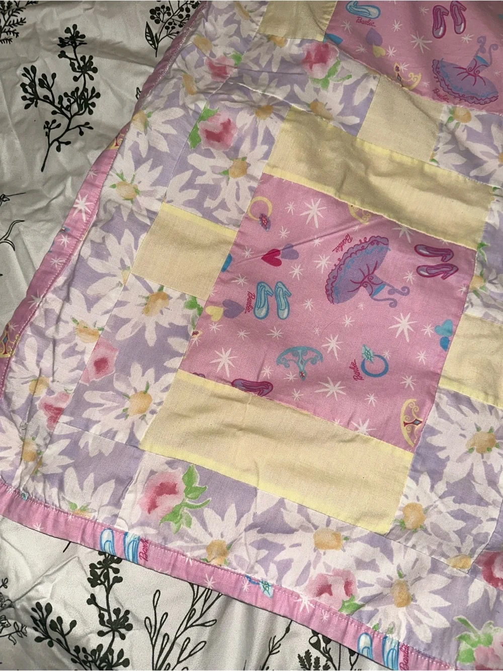 Barbie Handmade Patchwork Quilt Pink Floral 49x72